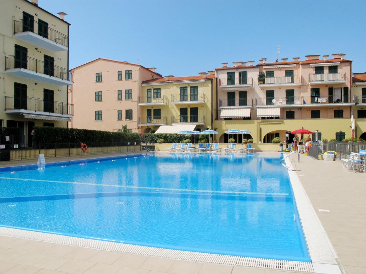 Apartment Cala Azzurra - Imp312 By Interhome Imperia Extérieur photo