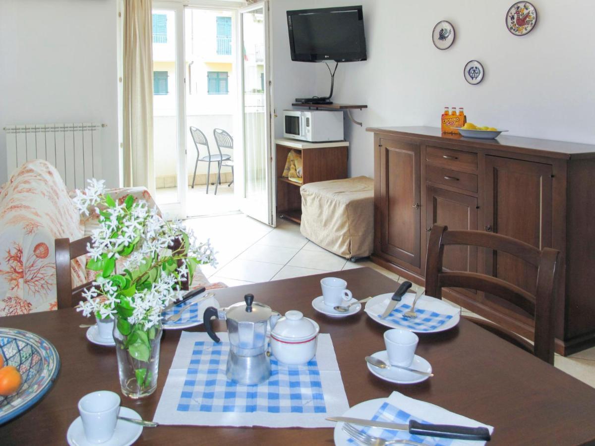 Apartment Cala Azzurra - Imp312 By Interhome Imperia Extérieur photo